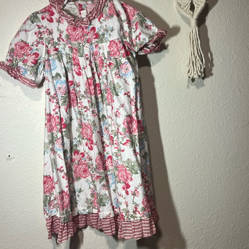 La Jolie girls dress. Argentina